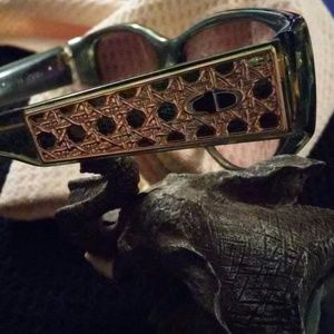 ⬜80's vintage Dior sunglasses. Hot! 🔥🛍💕